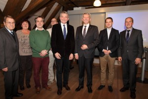 Der Beirat des Fördervereins mit 1. Vorsitzenden Heinrich Rudrof, MdL (4. von rechts) und Landrat Johann Kalb (3. von rechts) © Rudolf Mader